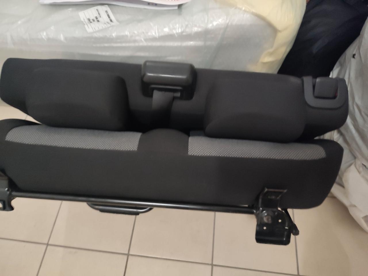 FIAT DOBLO PER I DISABILI 1.6MJT POCHI KM AUTOMATICO