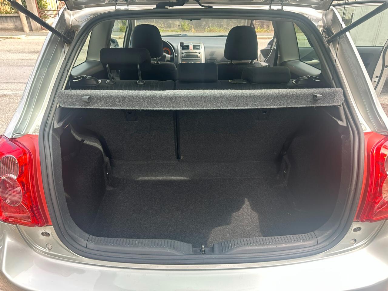 Toyota Auris 1.4 3 porte Sol