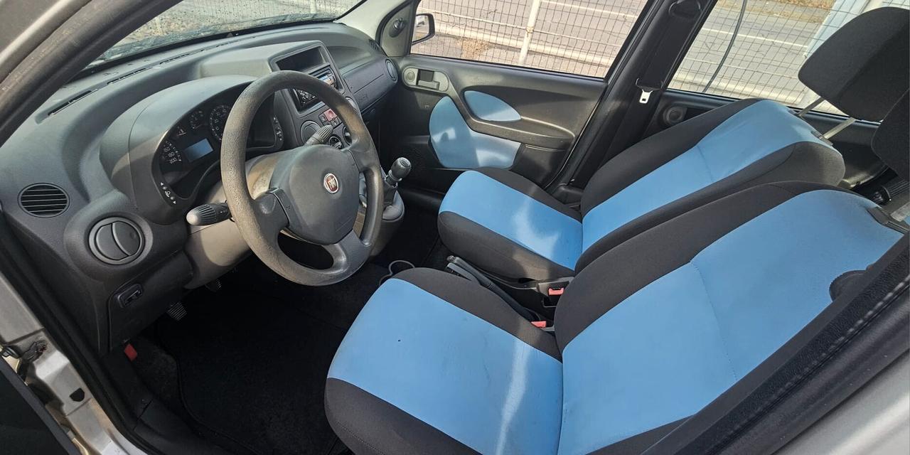 FIAT PANDA 1.2 NATURAL POWER GUIDABILE DA NEOPATENTATI