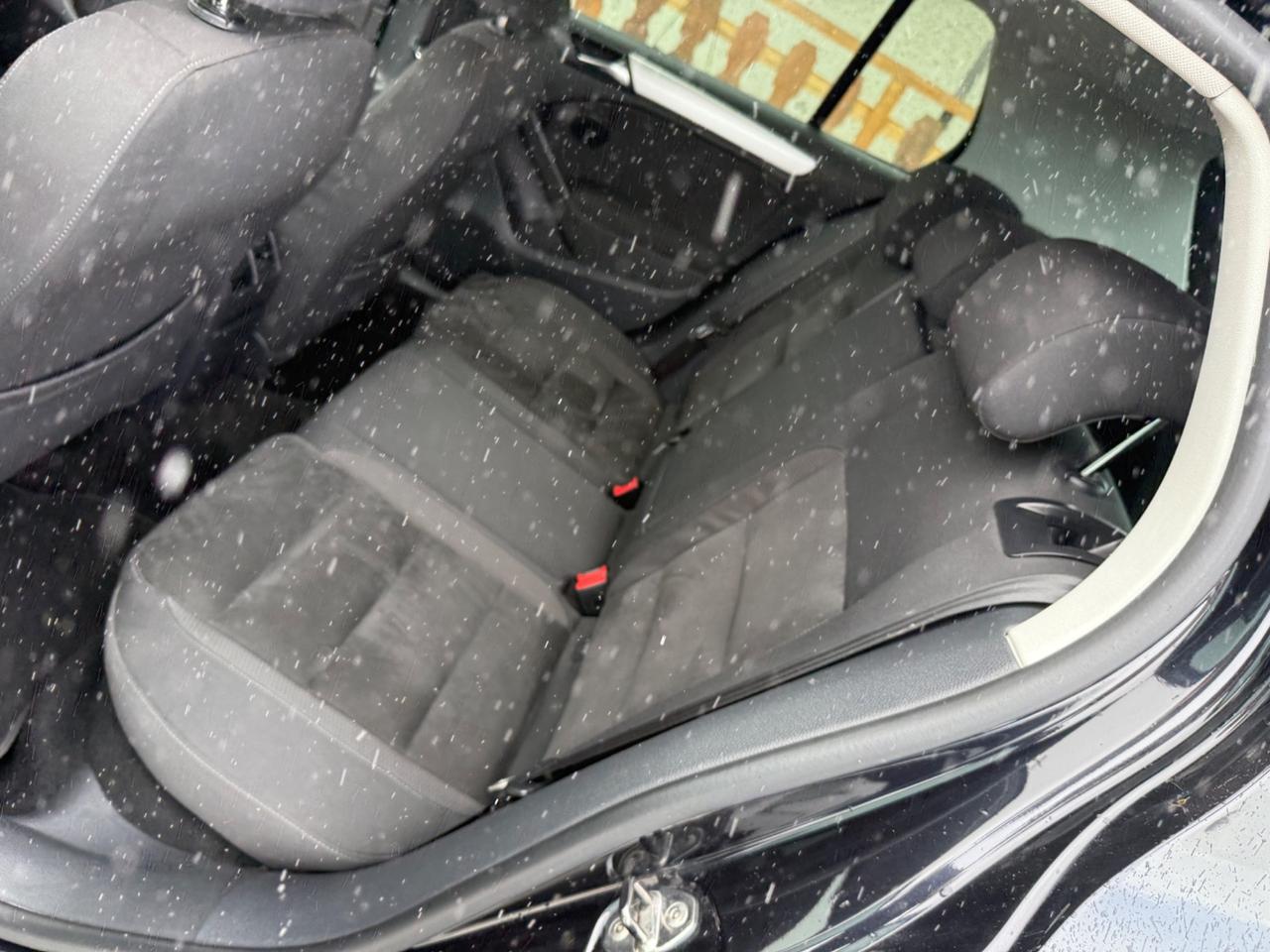 Volkswagen Golf 6 1.6 TDI DPF DSG 5p. Highline