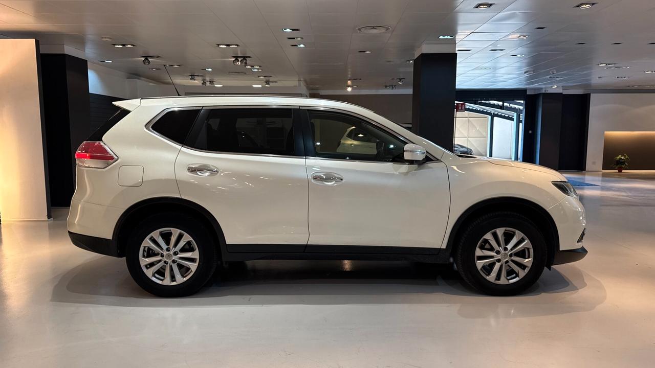 Nissan X-Trail 1.6 dCi 2WD Tekna - 2015