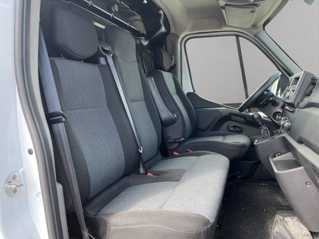 RENAULT Master T35 2.3dCi L2H2