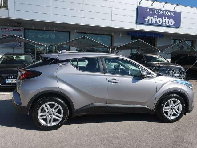 Toyota C-HR C-HR 1.8h Business e-cvt - Per Neopat.