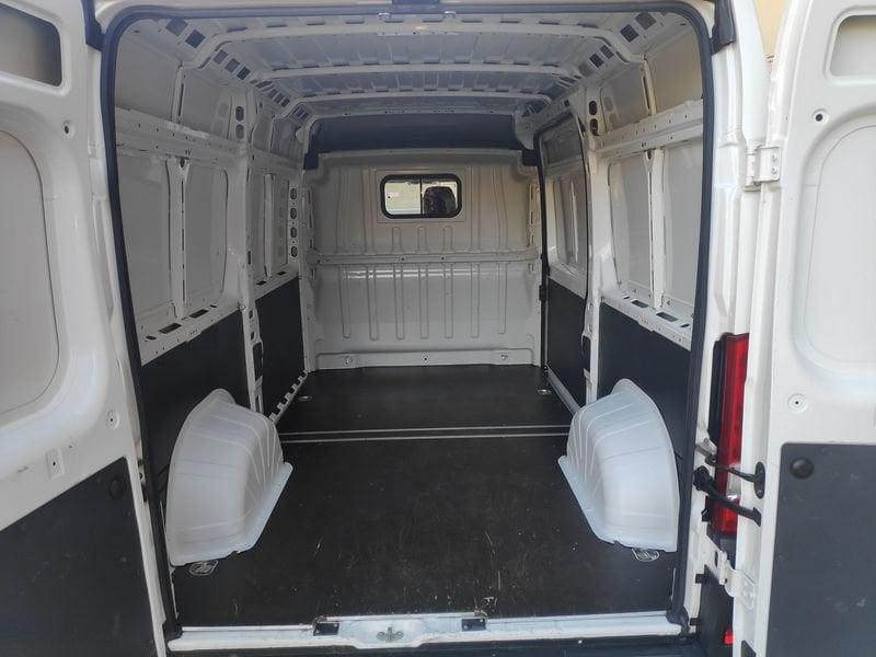 Peugeot Boxer Boxer 333 2.2 BlueHDi 140 S&S PM-TM Furgone*PASSO MEDIO TETTO ALTO*19.000 KM*GARANTITO*3 POSTI*