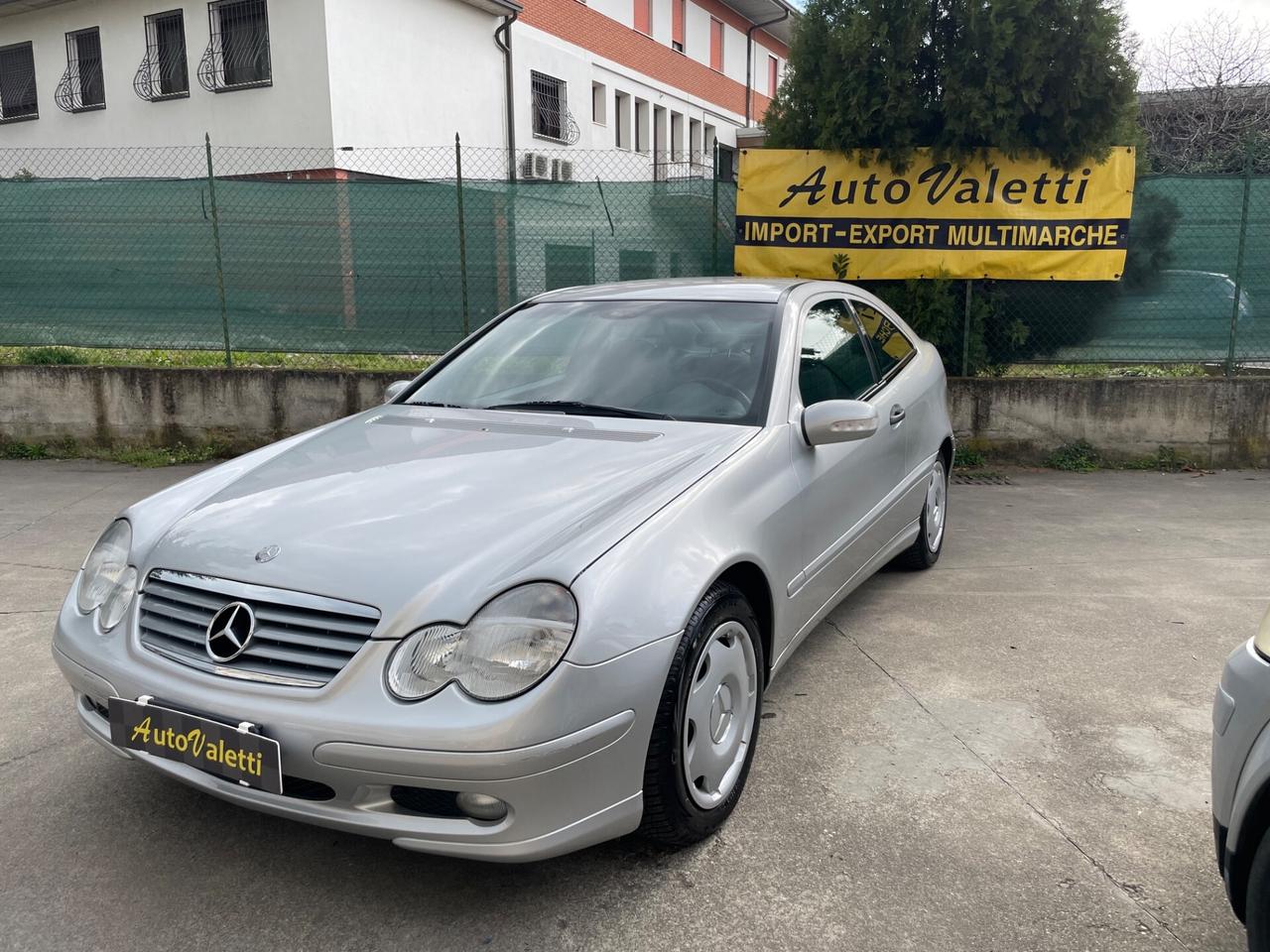 Mercedes-benz C 200 Sport coupe