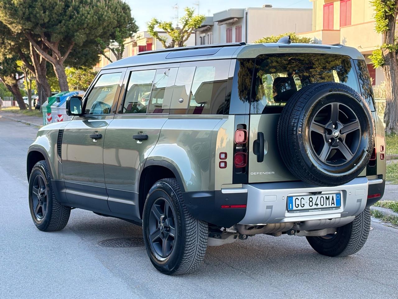 Land Rover Defender 90 3.0D I6 200 CV AWD Auto HSE
