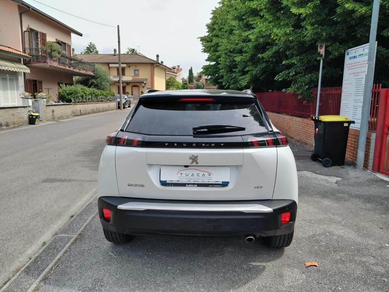 Peugeot 2008 GT 1.5 Blue HDI 110