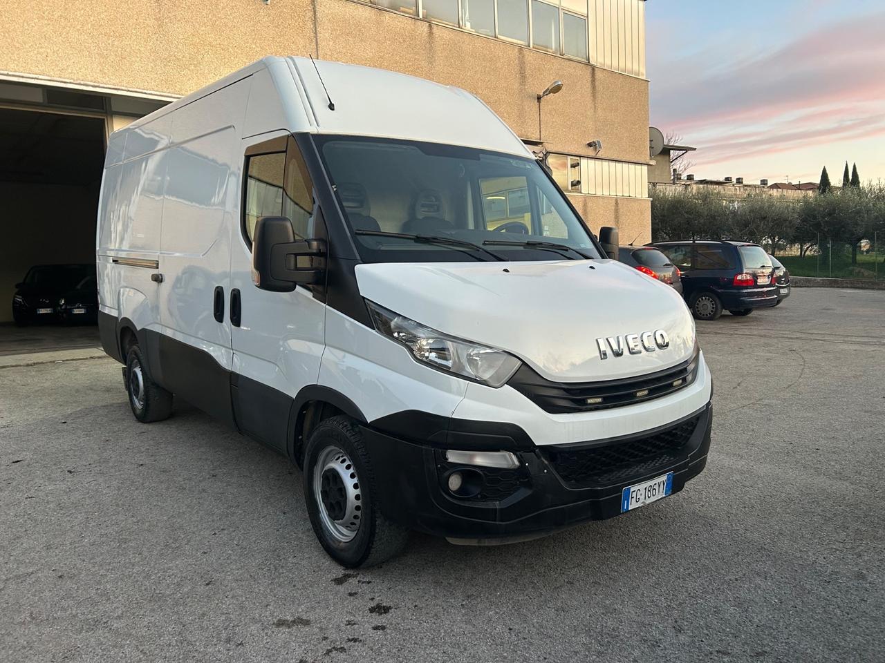 Iveco Daily 35S12 2.3 Diesel Passo Lungo