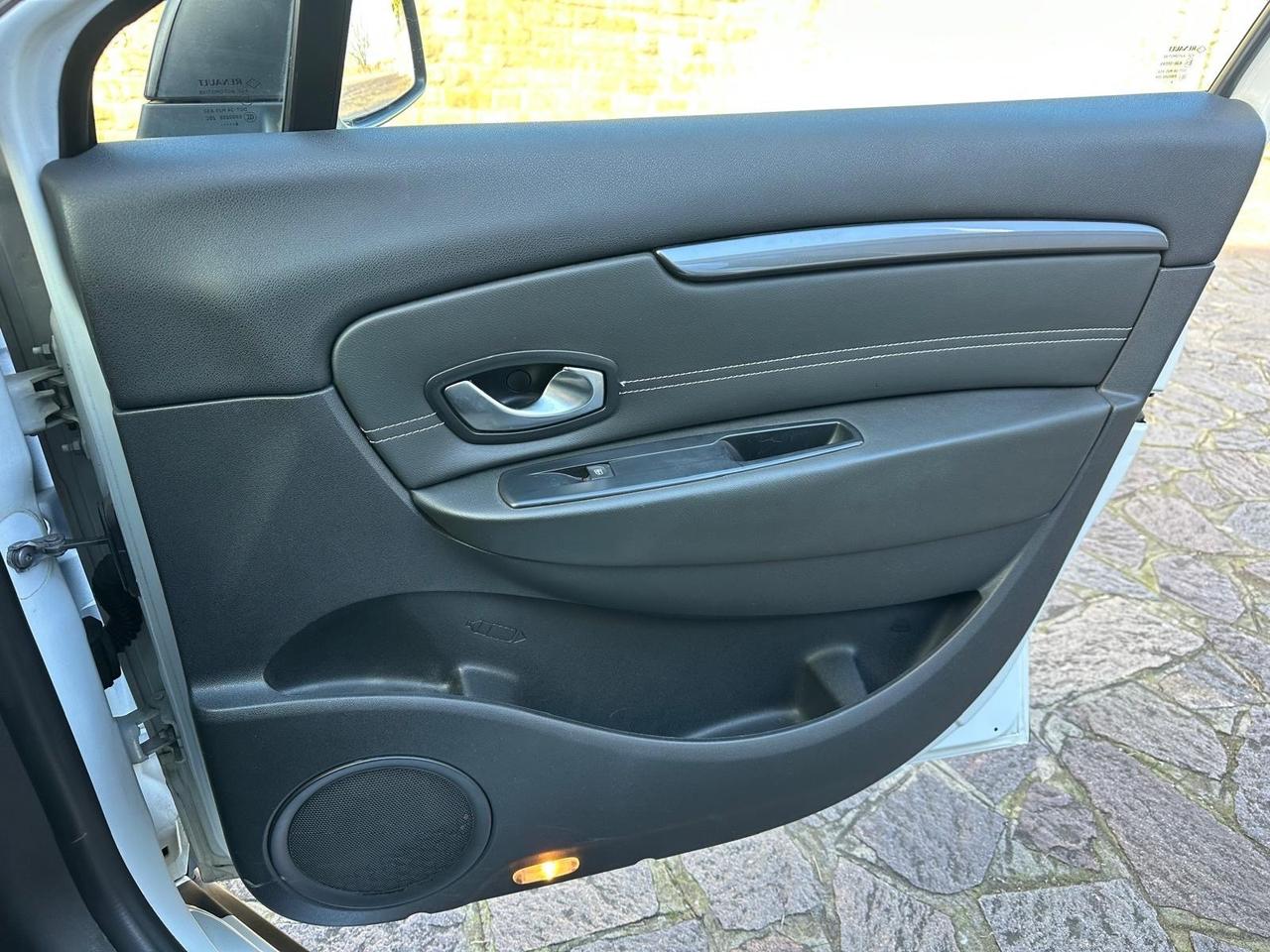 Renault Scenic Scénic XMod Cross 1.5 dCi 110CV Start&Stop Energy