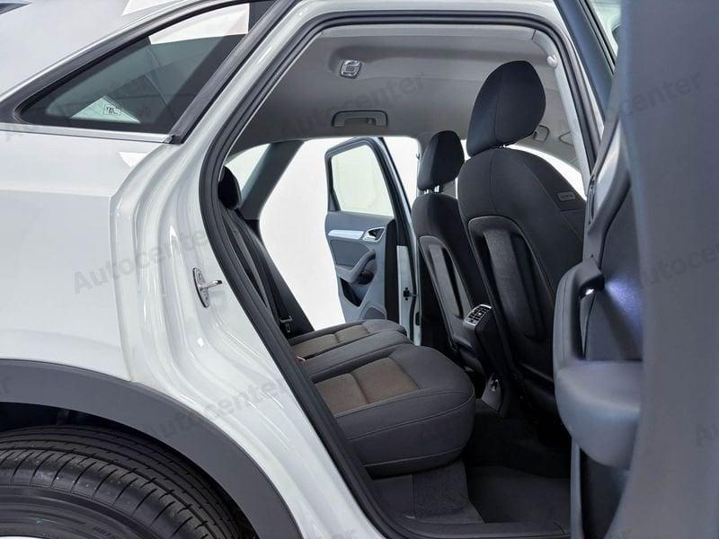 Audi Q3 Q3 2.0 tdi Business 150cv