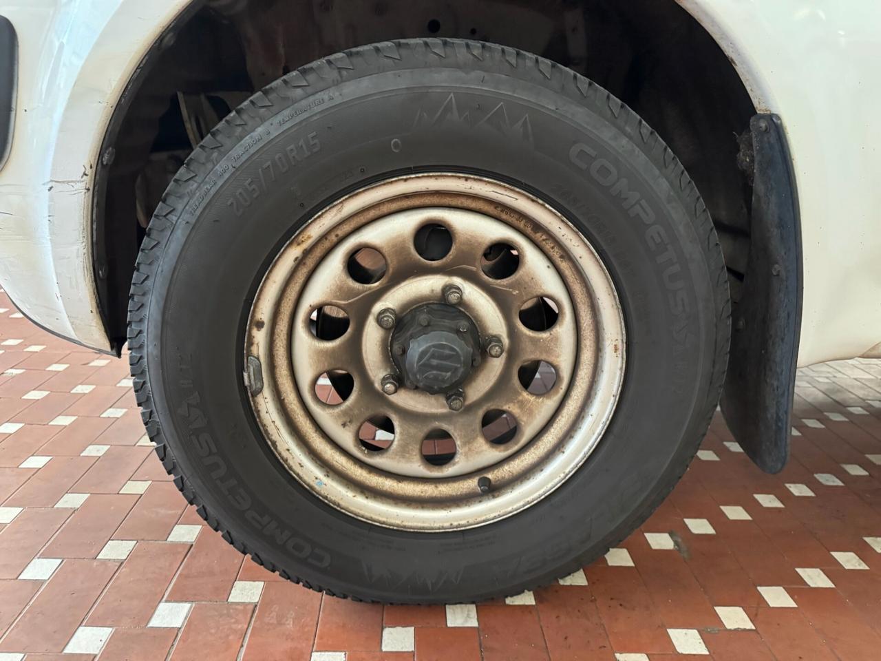 Suzuki Jimny 1.5 DDiS cat 4WD Special - RIDOTTE E GANCIO TRAINO