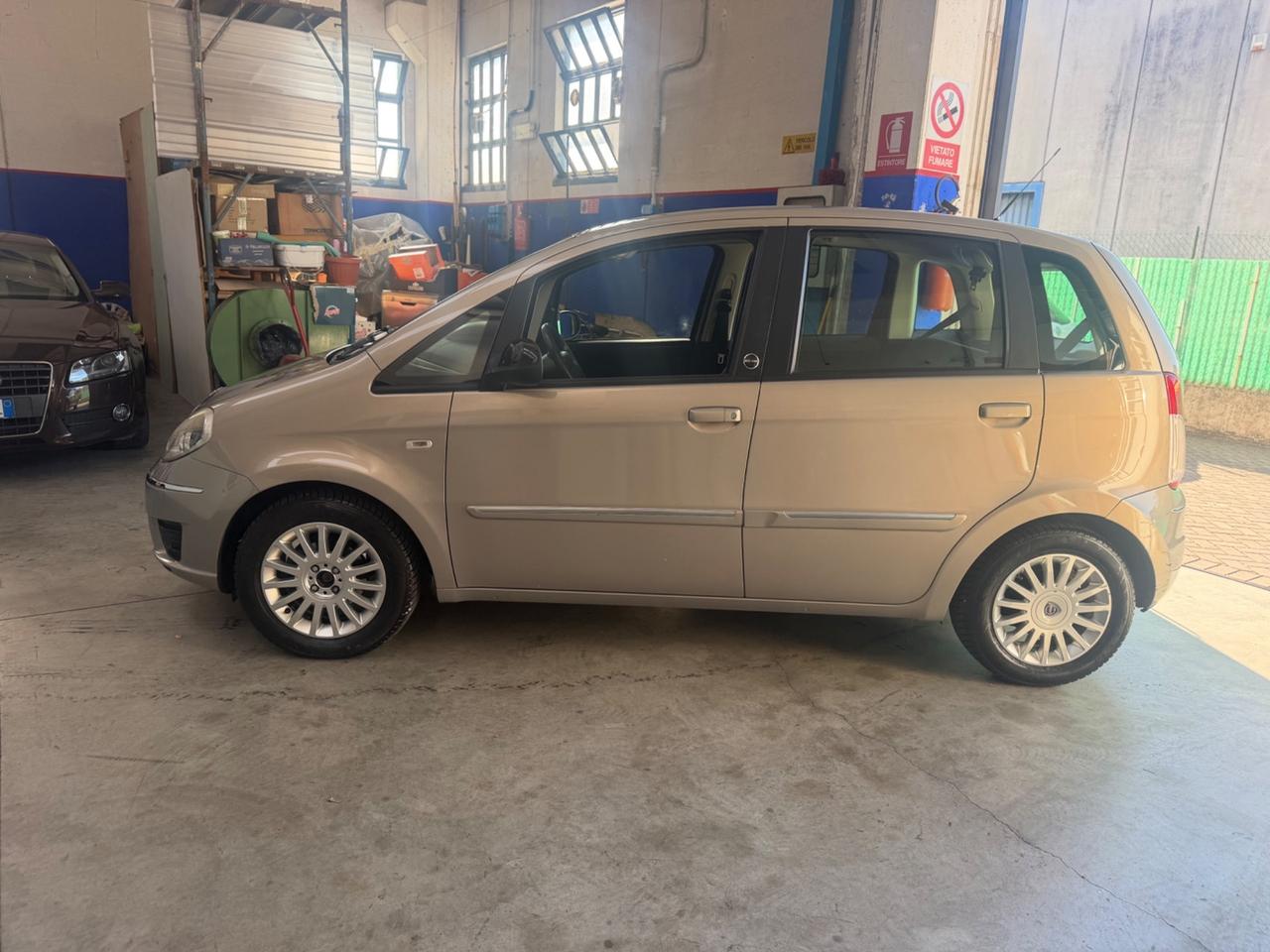 Lancia MUSA 1.4 8V Ecochic (GPL) Platinum