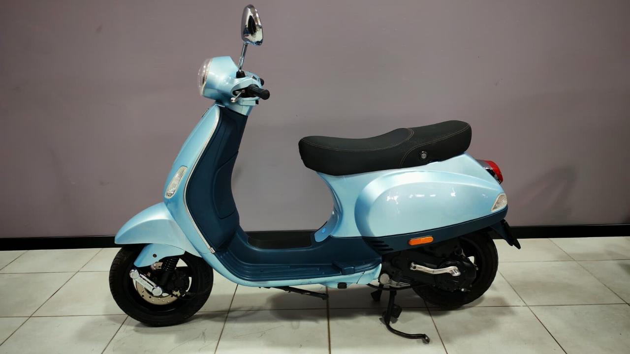 Piaggio Vespa 50 ET4