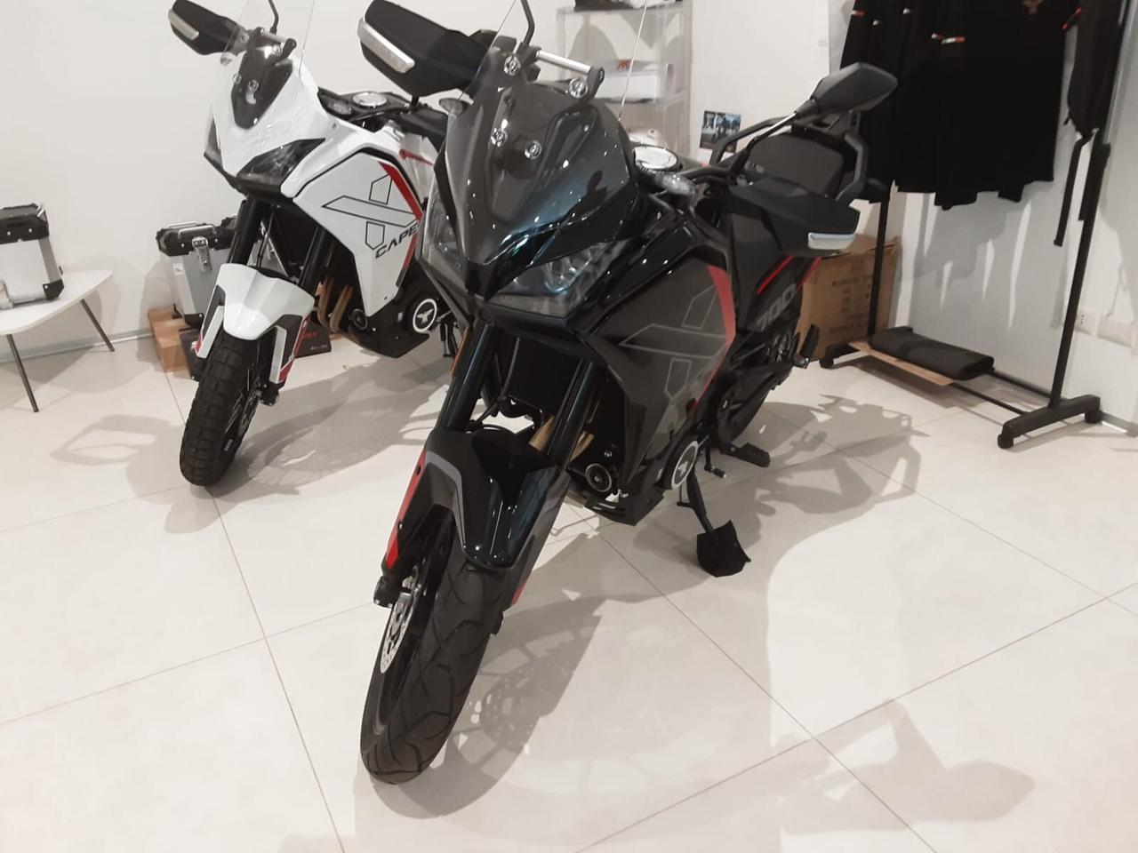 Moto Morini X-Cape 700