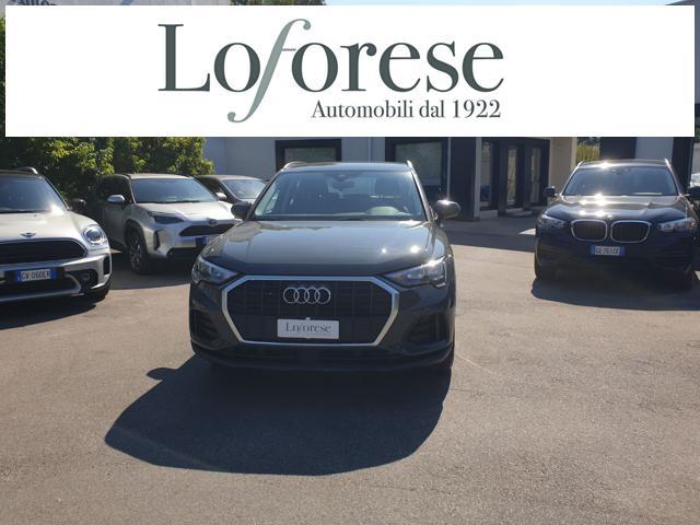 AUDI Q3 35 TDI S tronic Business