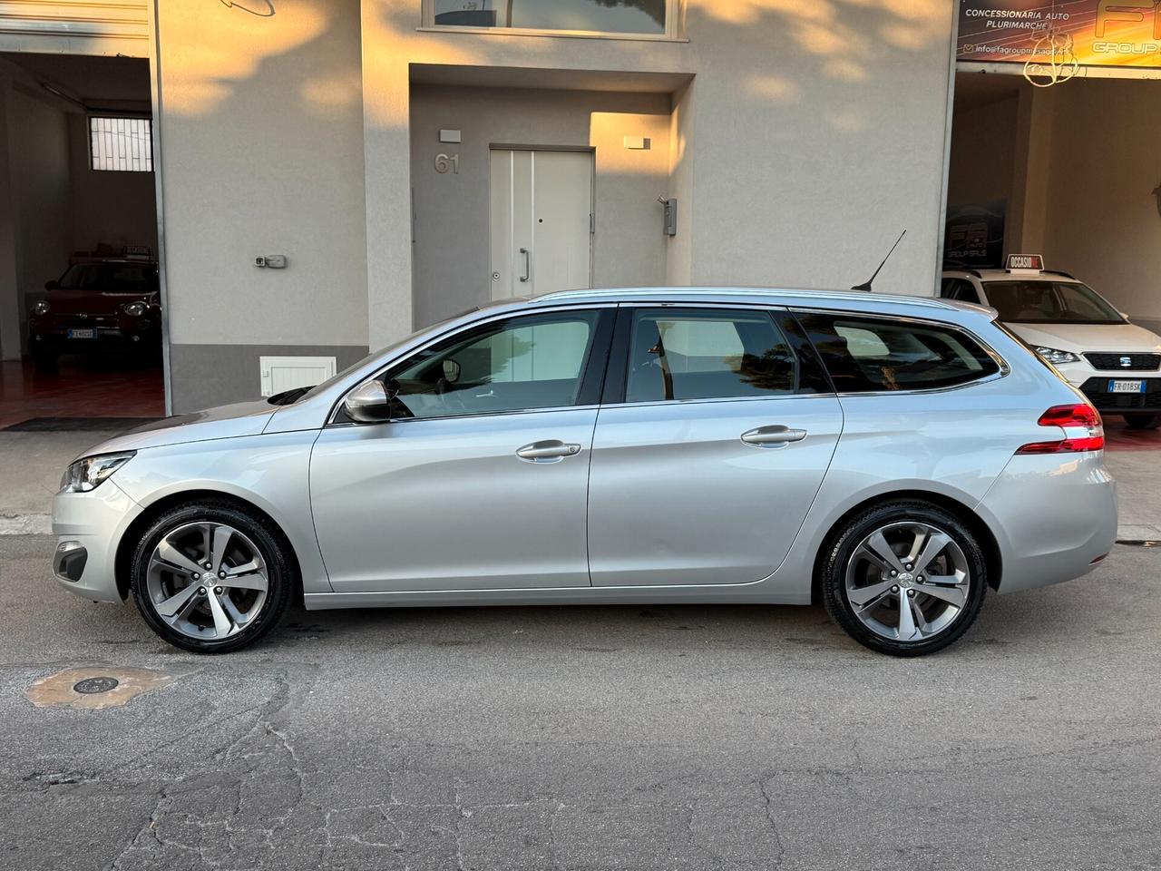 Peugeot 308 BlueHDi SW Allure NAVI FULL LED - 2016