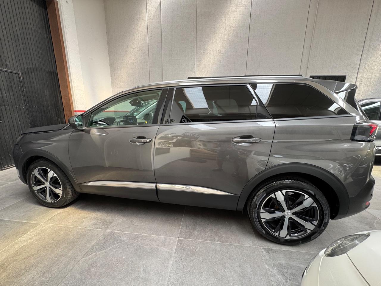 Peugeot 5008 BlueHDi 130 S&S EAT8 Allure Pack