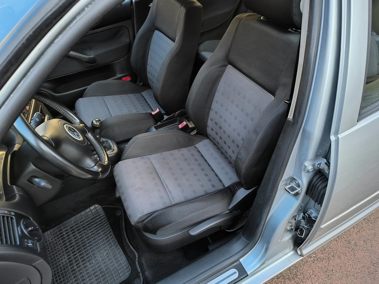 Volkswagen Bora 1.6 16V cat Trendline