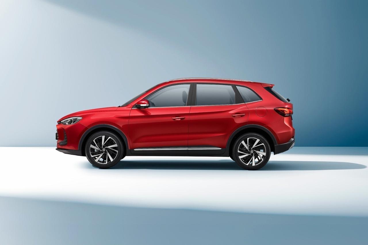 Mg ZS hybrid luxury , NUOVA DA CONFIGURARE !
