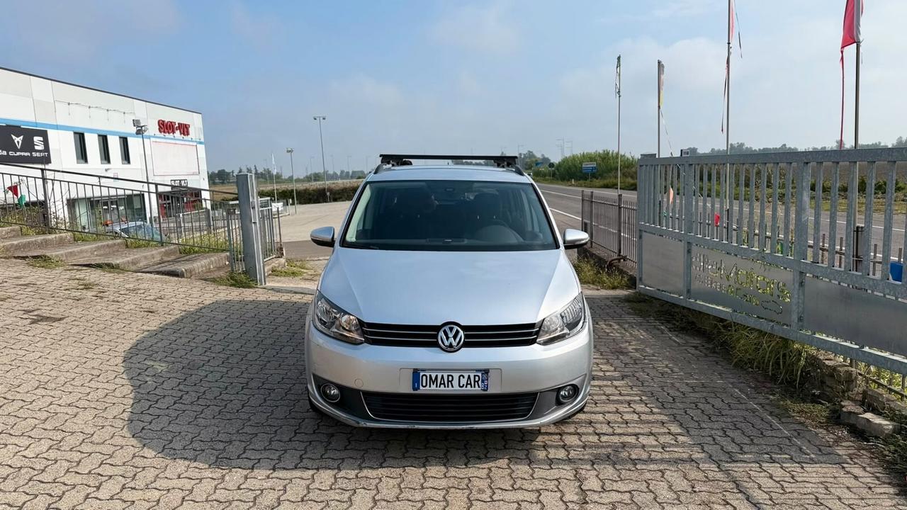 VW TOURAN 1.6 DIESEL 7 POSTI AUTOMATICO NEOP.