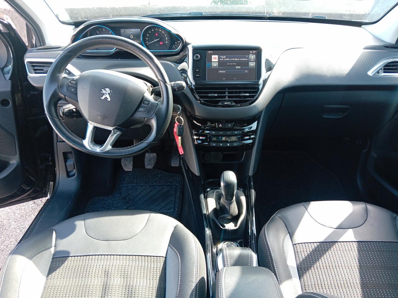 Peugeot 2008 BlueHDi 100 Allure