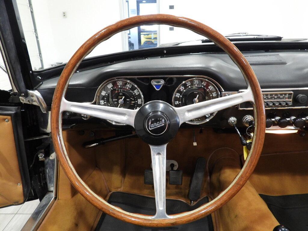 Lancia Beta Montecarlo Targa FLAMINIA CONVERTIBILE TOURING 2.8 3C TIPO 826.134