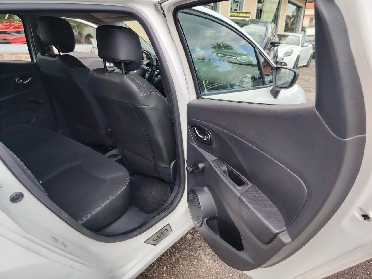 Renault Clio 1.2 75CV 5 porte