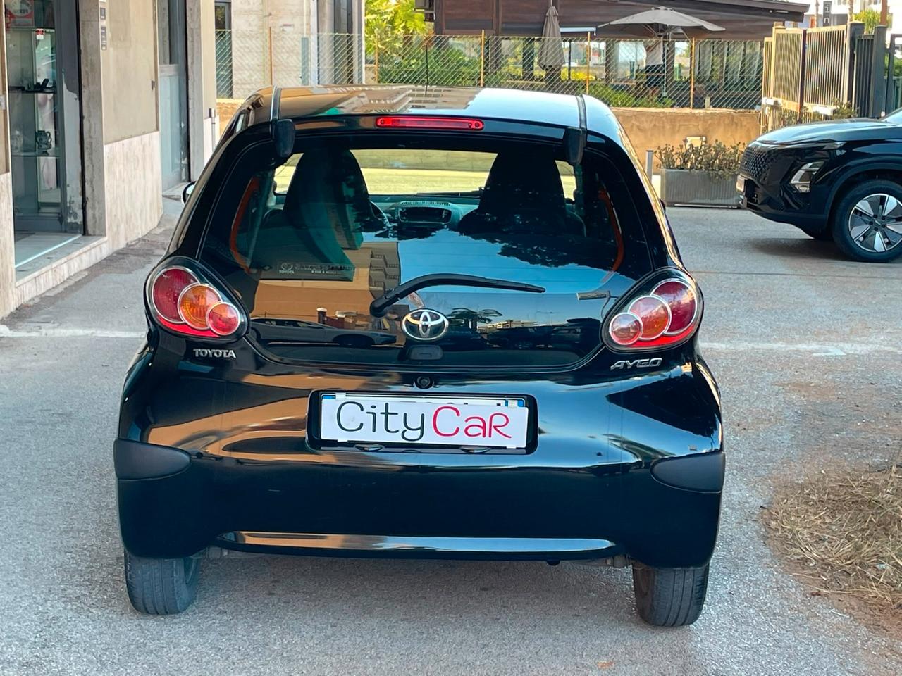 Toyota Aygo 1.0 12V VVT-i 5 porte Sol