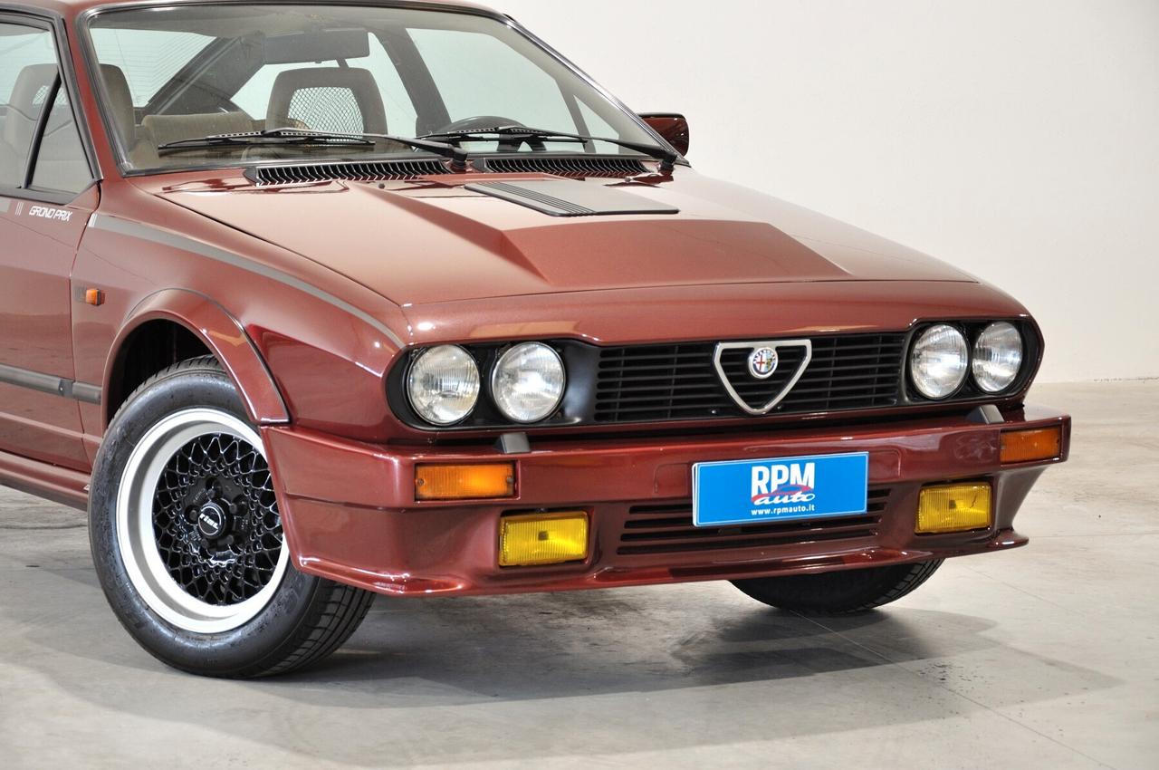 Alfa Romeo GTV6 2.5i Grand Prix restauro totale CRS