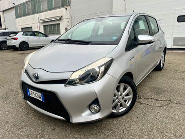 Toyota Yaris 1.5 Hybrid 104.000km 2013 perfetta