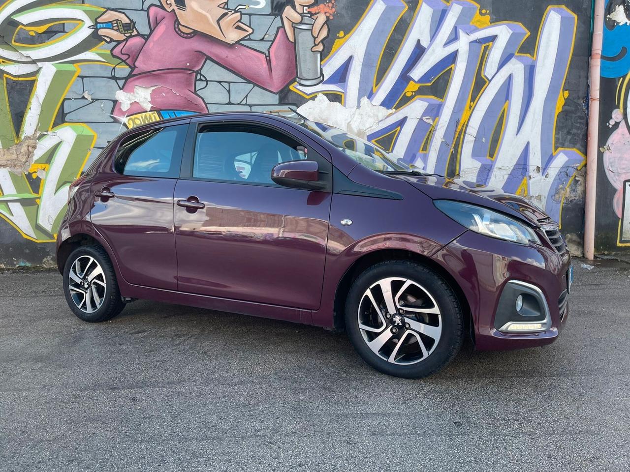 Peugeot 108 versione Allure TOP benzina/GPL