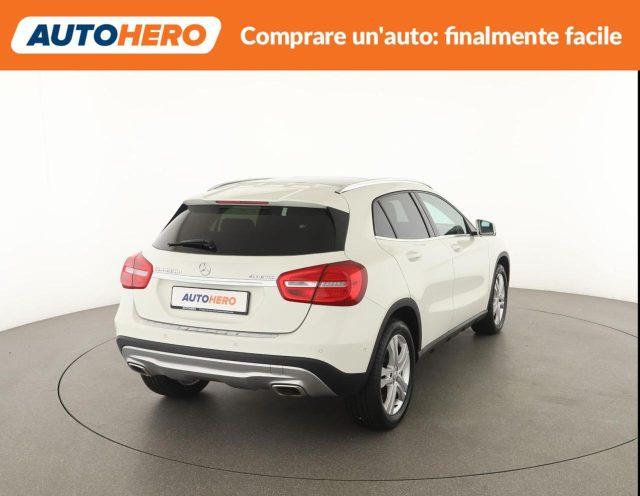 MERCEDES-BENZ GLA 220 d Automatic 4Matic Sport