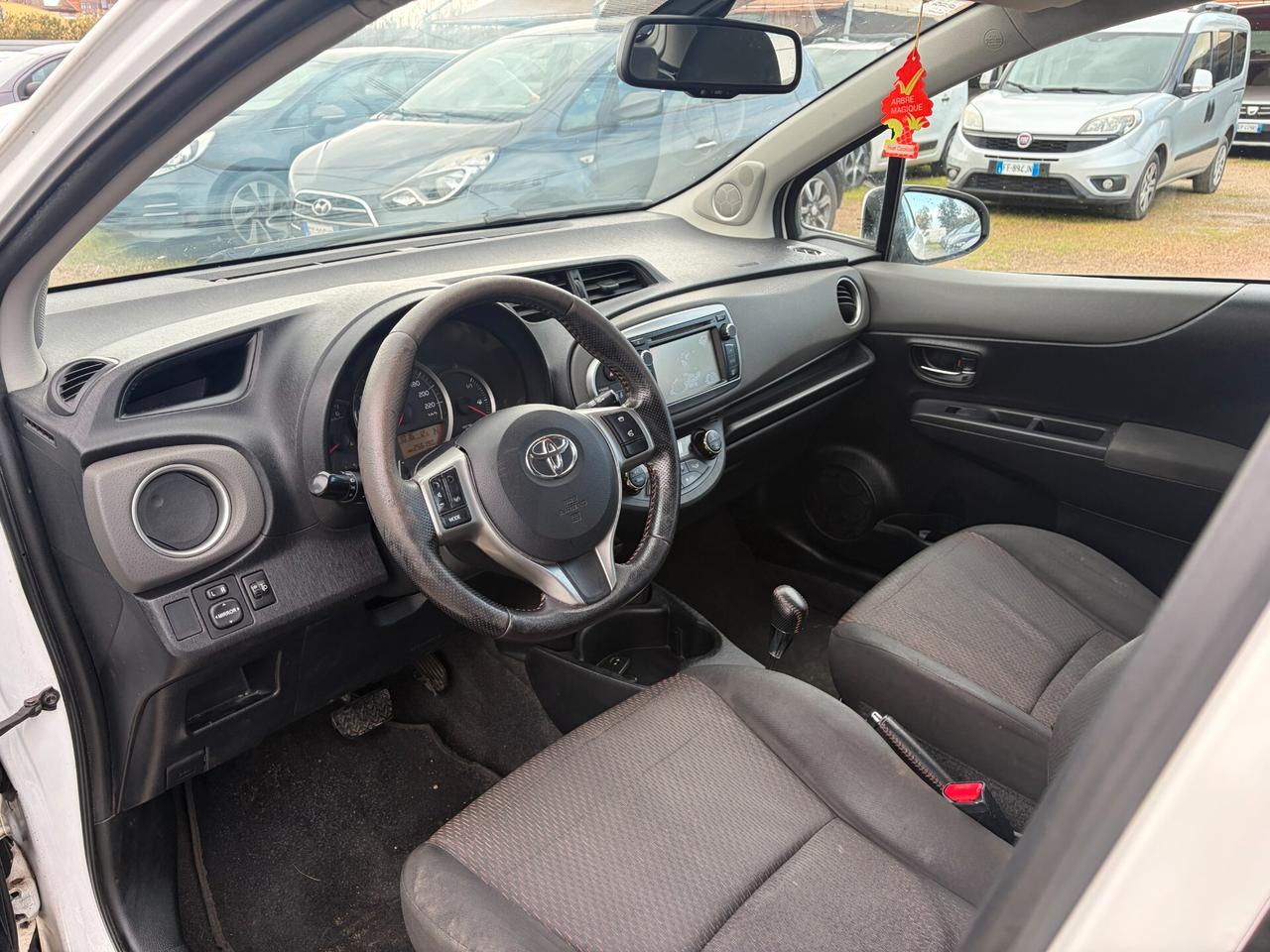 TOYOTA YARIS 1.4 D4D 90CV ANNO 2012 AUTOMATICA