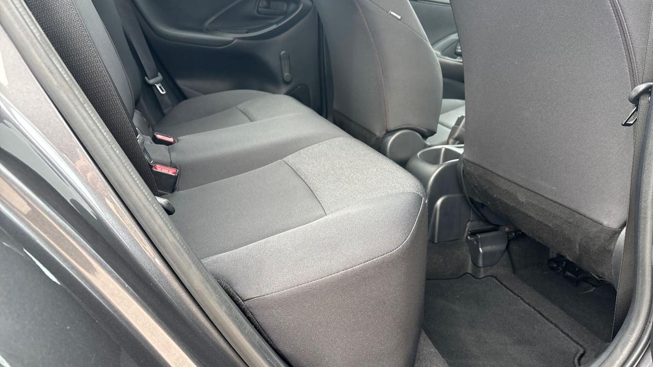 Toyota Yaris 1.0 5 porte Active