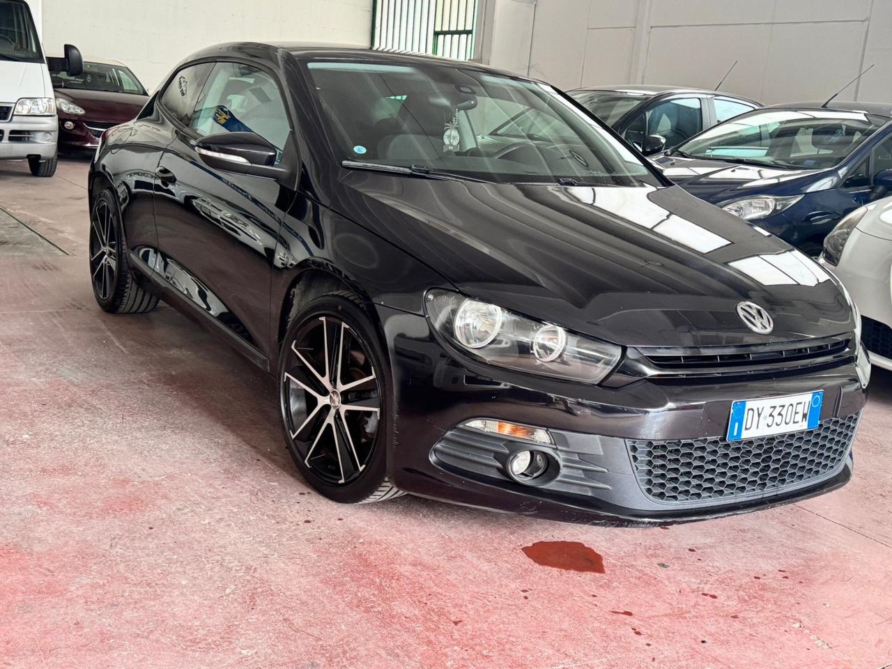 Volkswagen Scirocco 2.0 TDI 140CV DPF DSG
