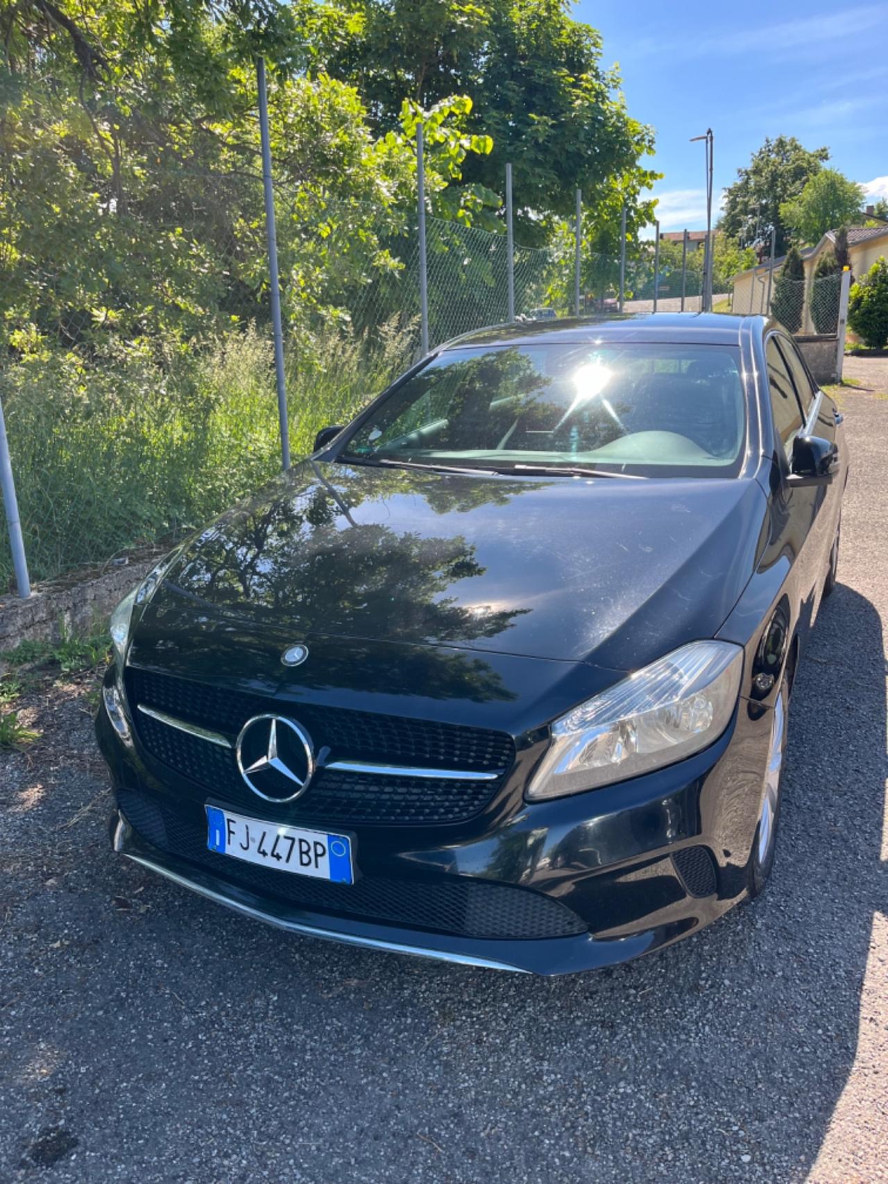 Mercedes-benz A 160 A 160 d Automatic Sport