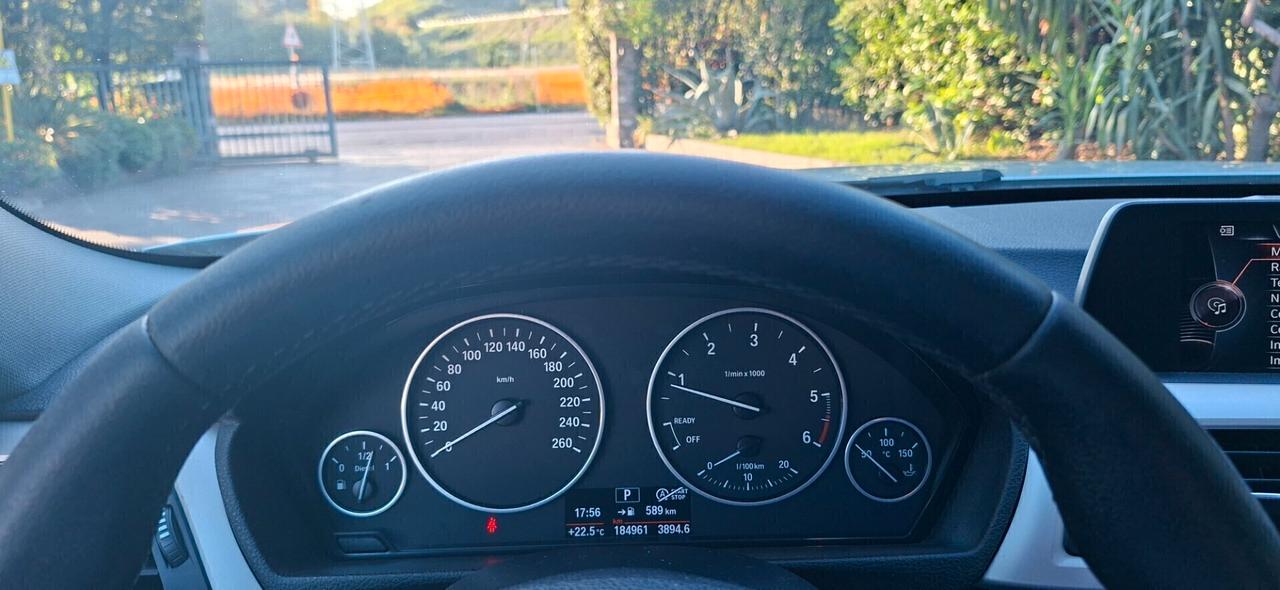 BMW 318D TOURING LUXURY CON CAMBIO AUTOMATICO