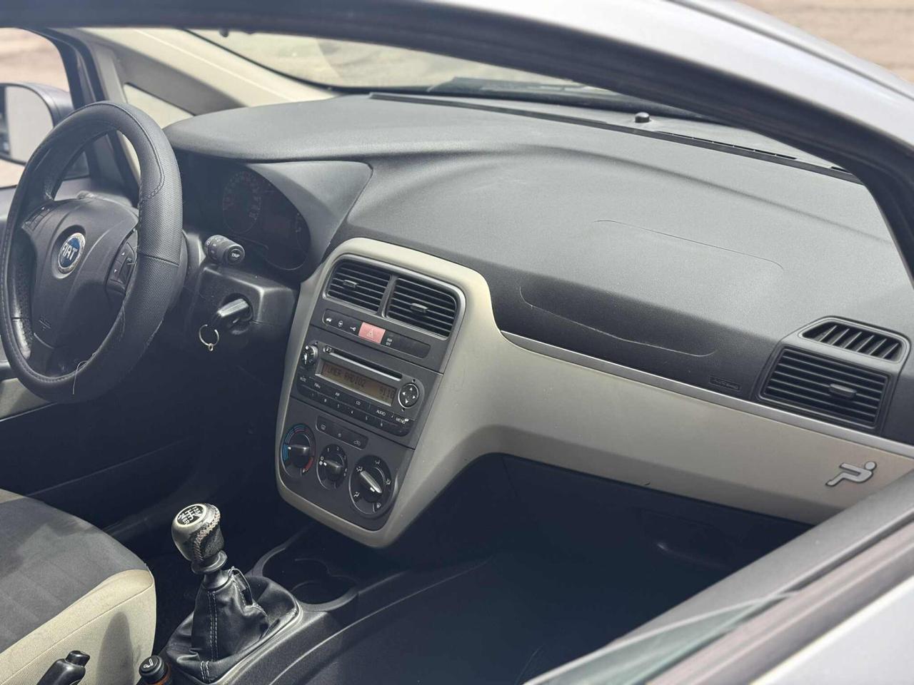 Fiat Grande Punto 1.4 5 porte FULL PROV NORD ITA