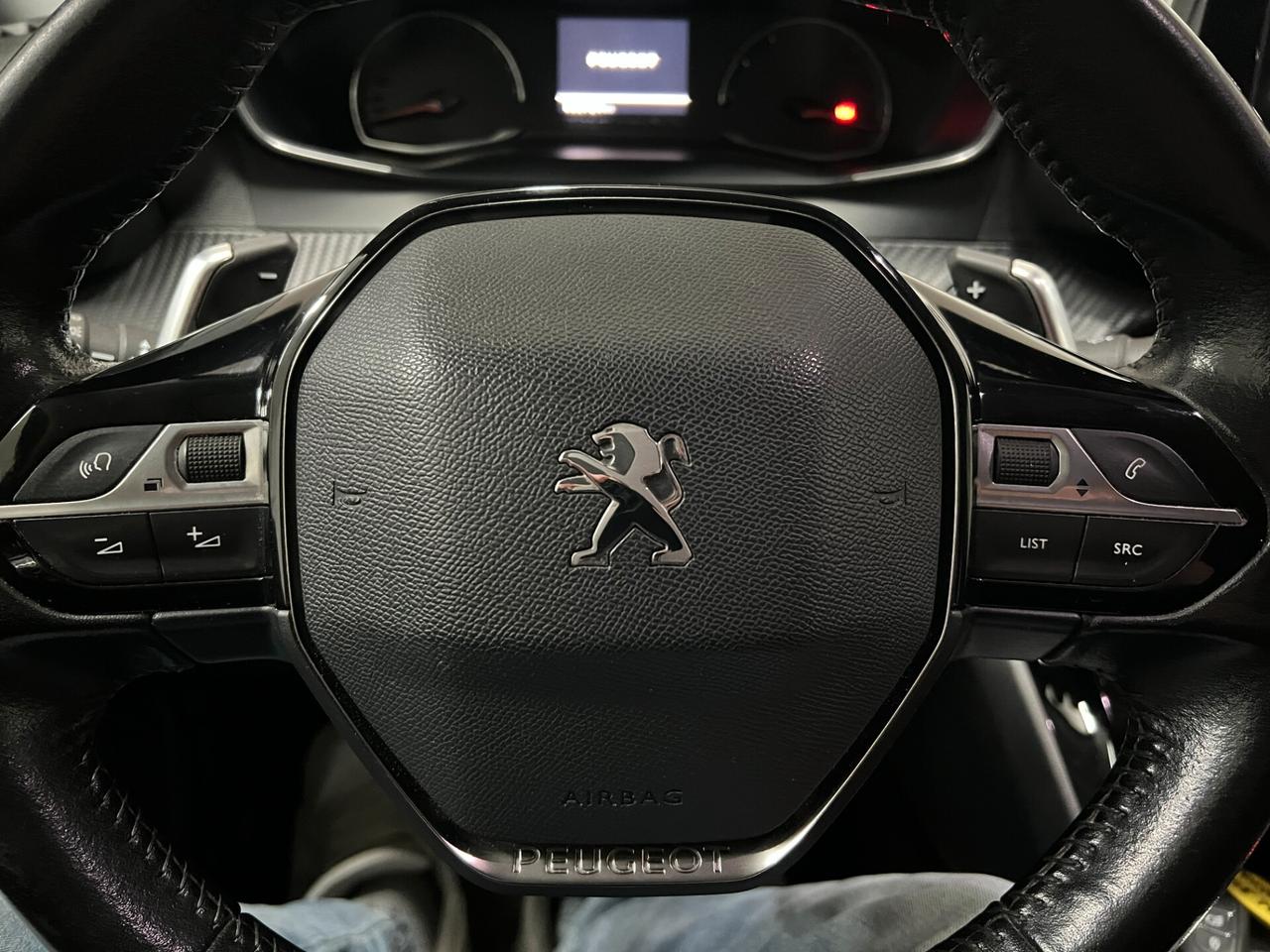 Peugeot 2008 BlueHDi 130 S&S EAT8 Allure