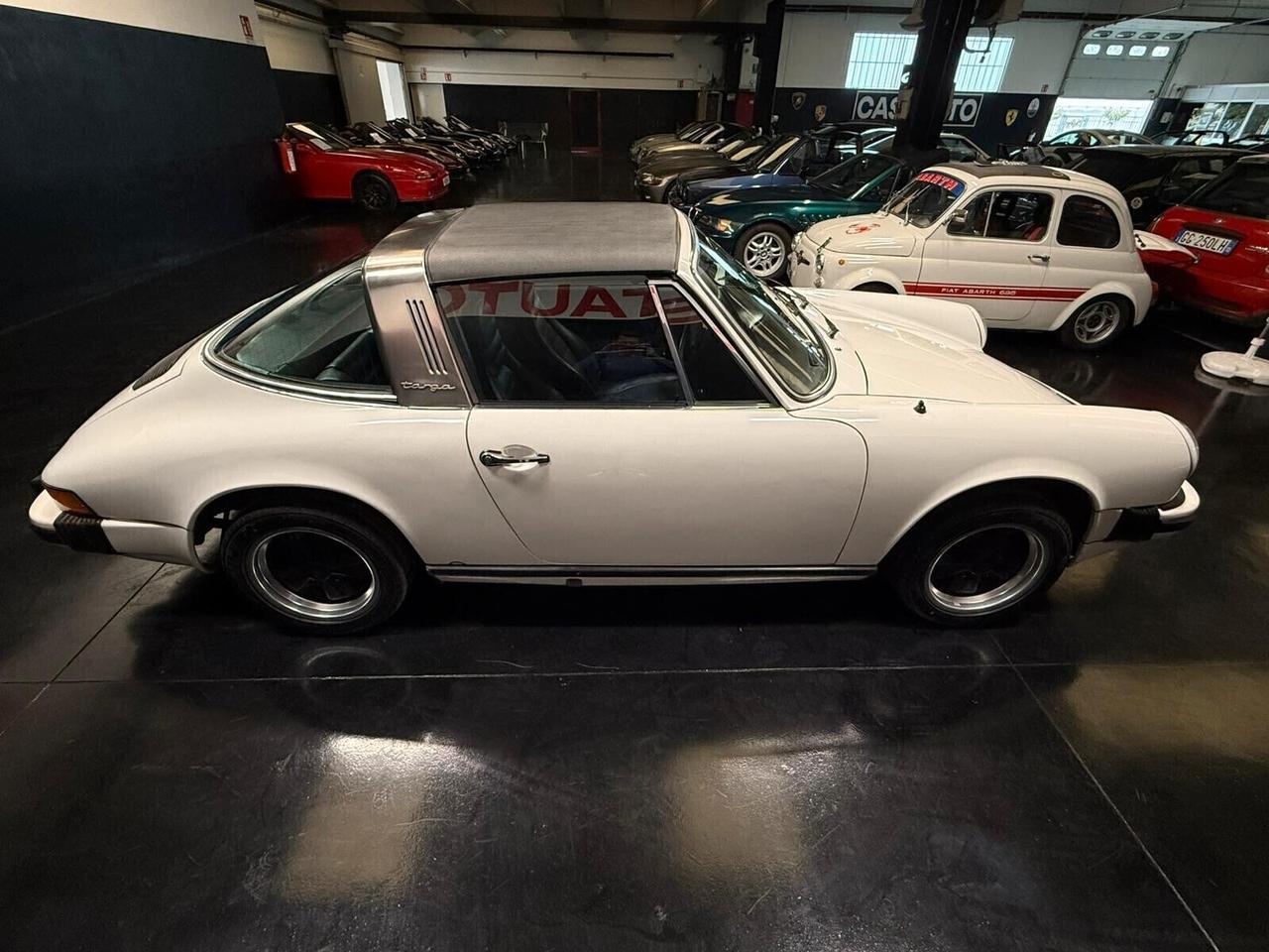 Porsche Carrera 911 2700 Targa