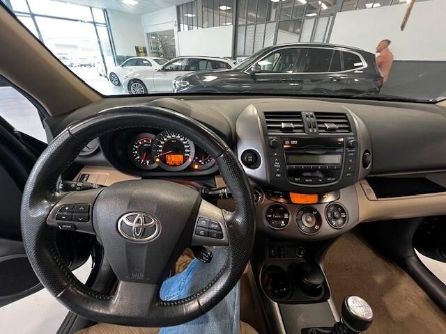 Toyota RAV 4 RAV4 Crossover 2.2 D-4D 150 CV DPF Sol