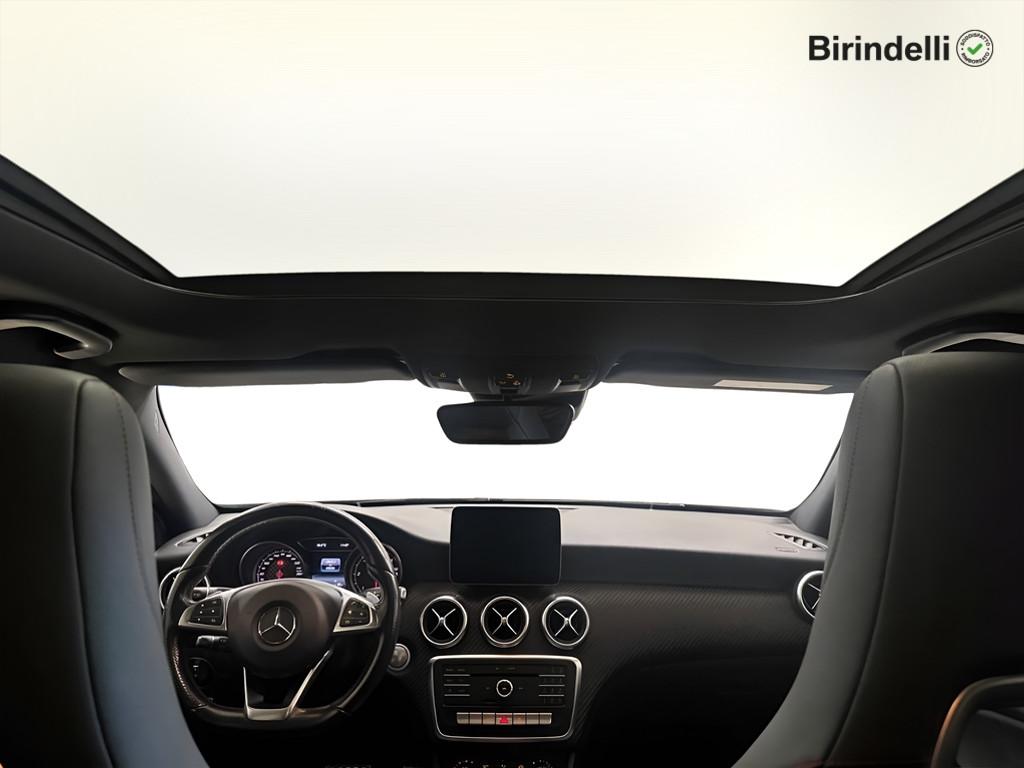 Mercedes-Benz Classe A (W176) - A 200 d Automatic 4Matic Premium