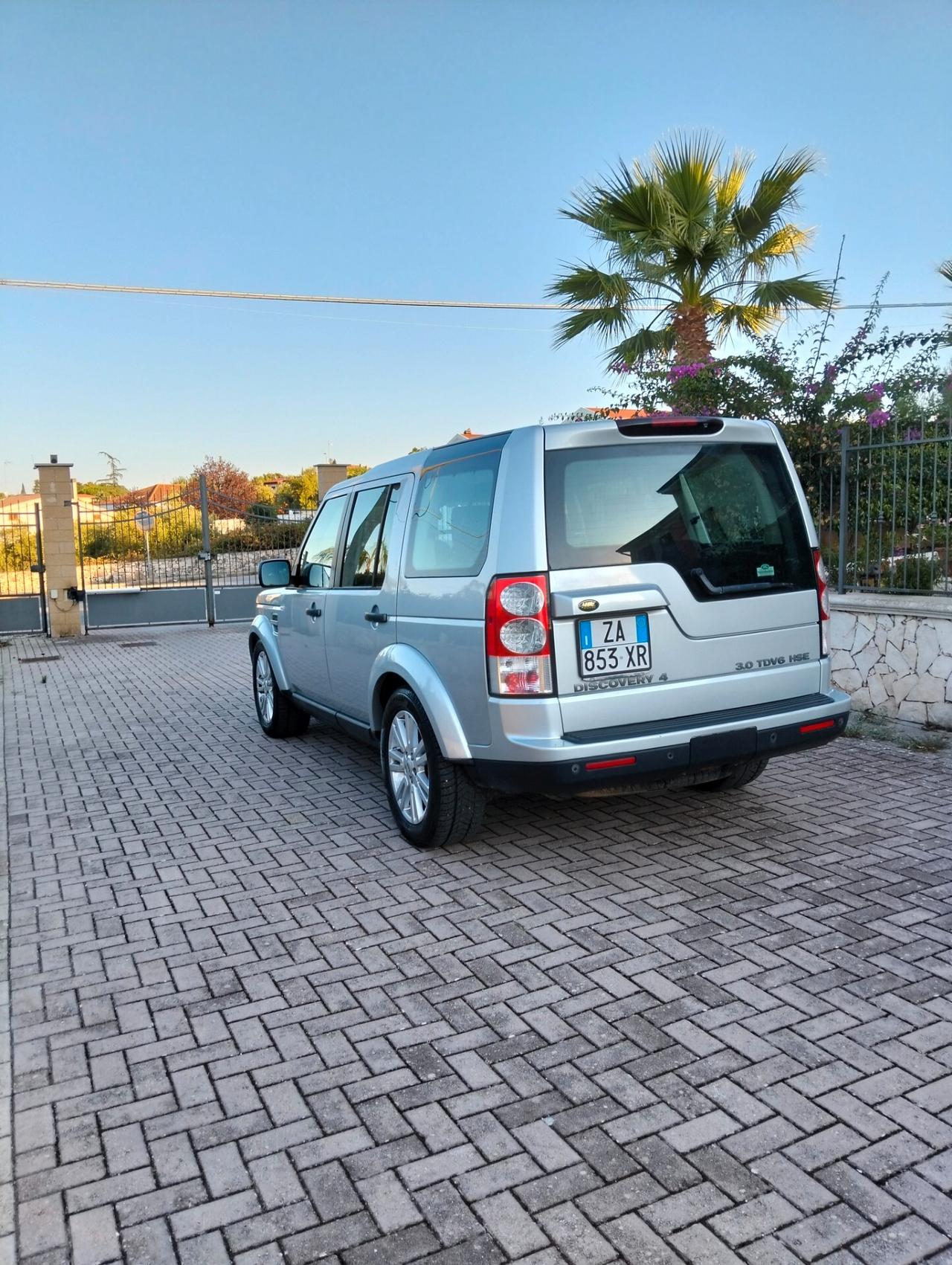 Land Rover Discovery 4 3.0 SDV6 245CV HSE