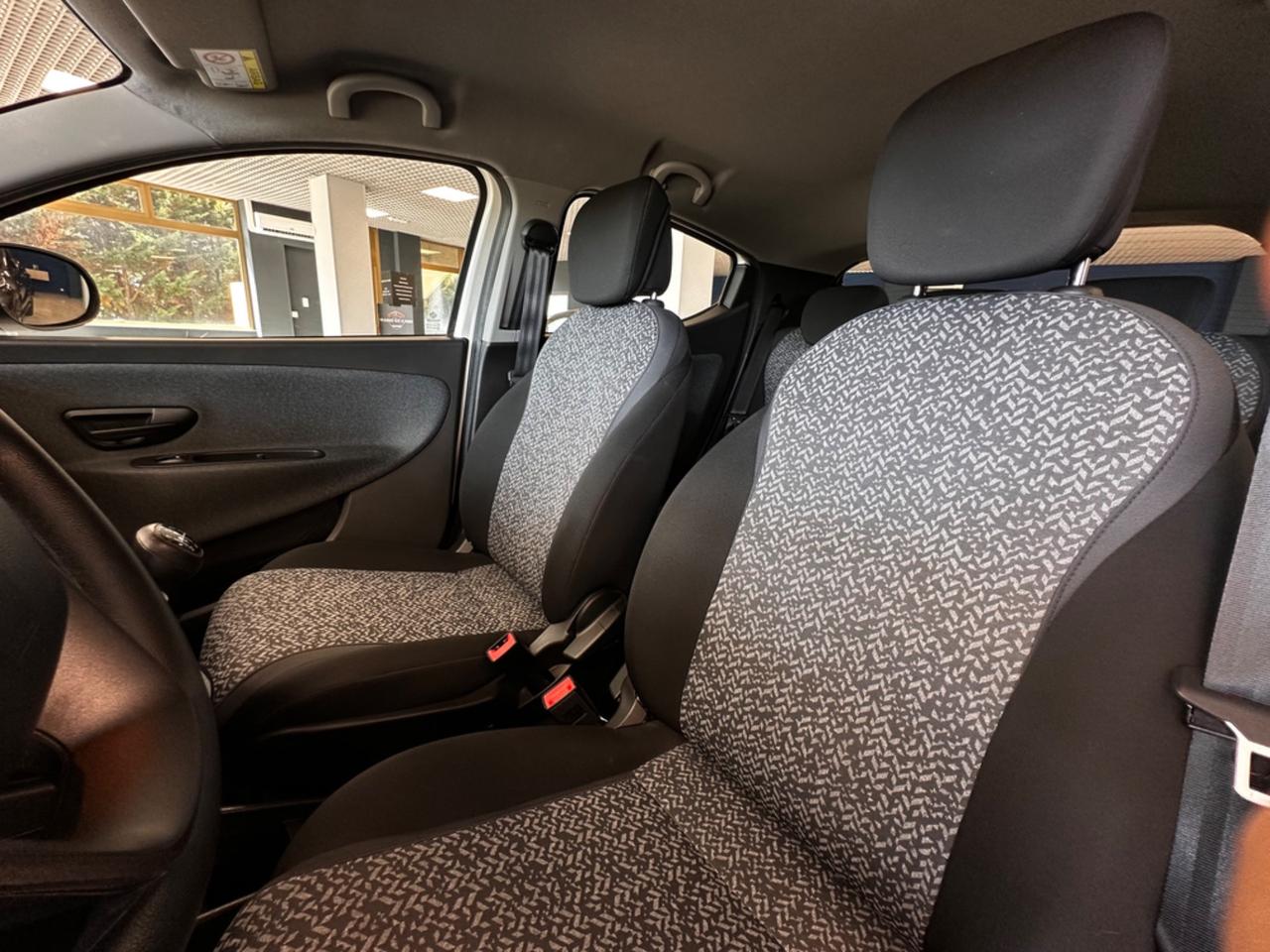 Lancia Ypsilon 1.2 69 CV 5 porte GPL Ecochic Elefantino Blu