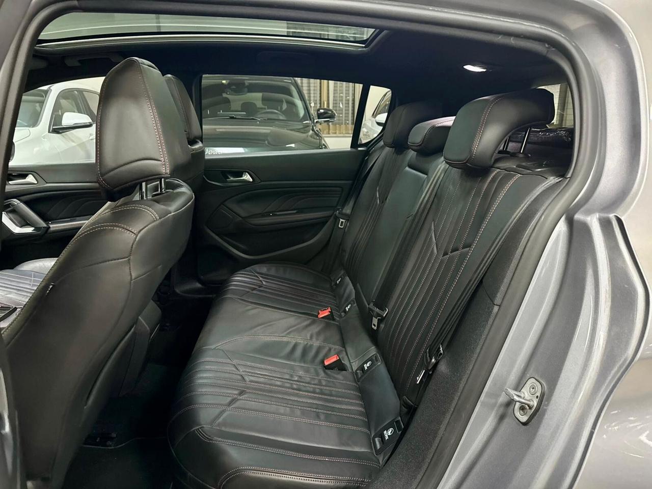 Peugeot 308 1.5 BlueHDi 130cv EAT8 GT Pack 2021