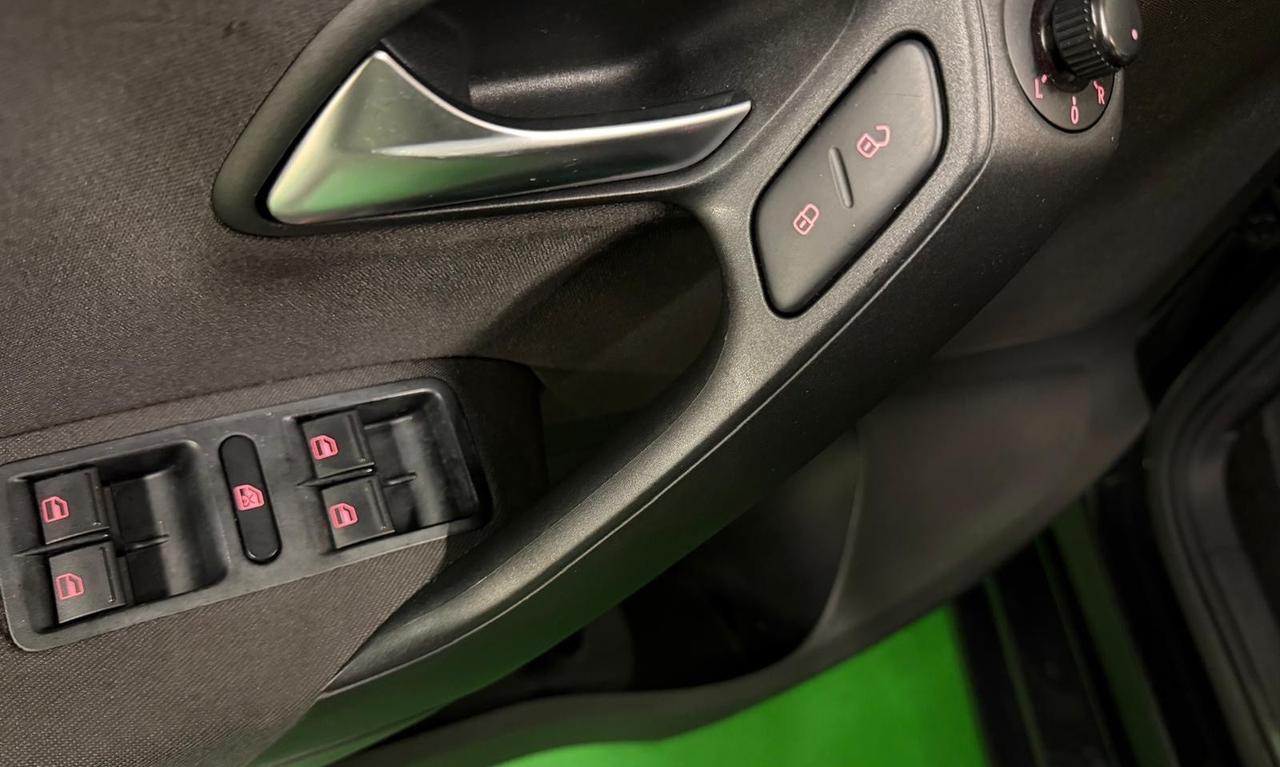 Volkswagen Polo High-line 1.2 benzina 69CV 51KW