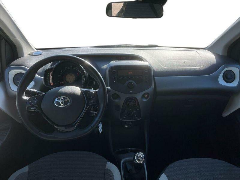 Toyota Aygo 5p 1.0 x-cool 72cv