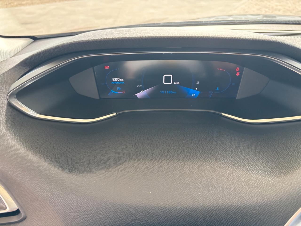 Peugeot 308 BlueHDi 130 S&S Business