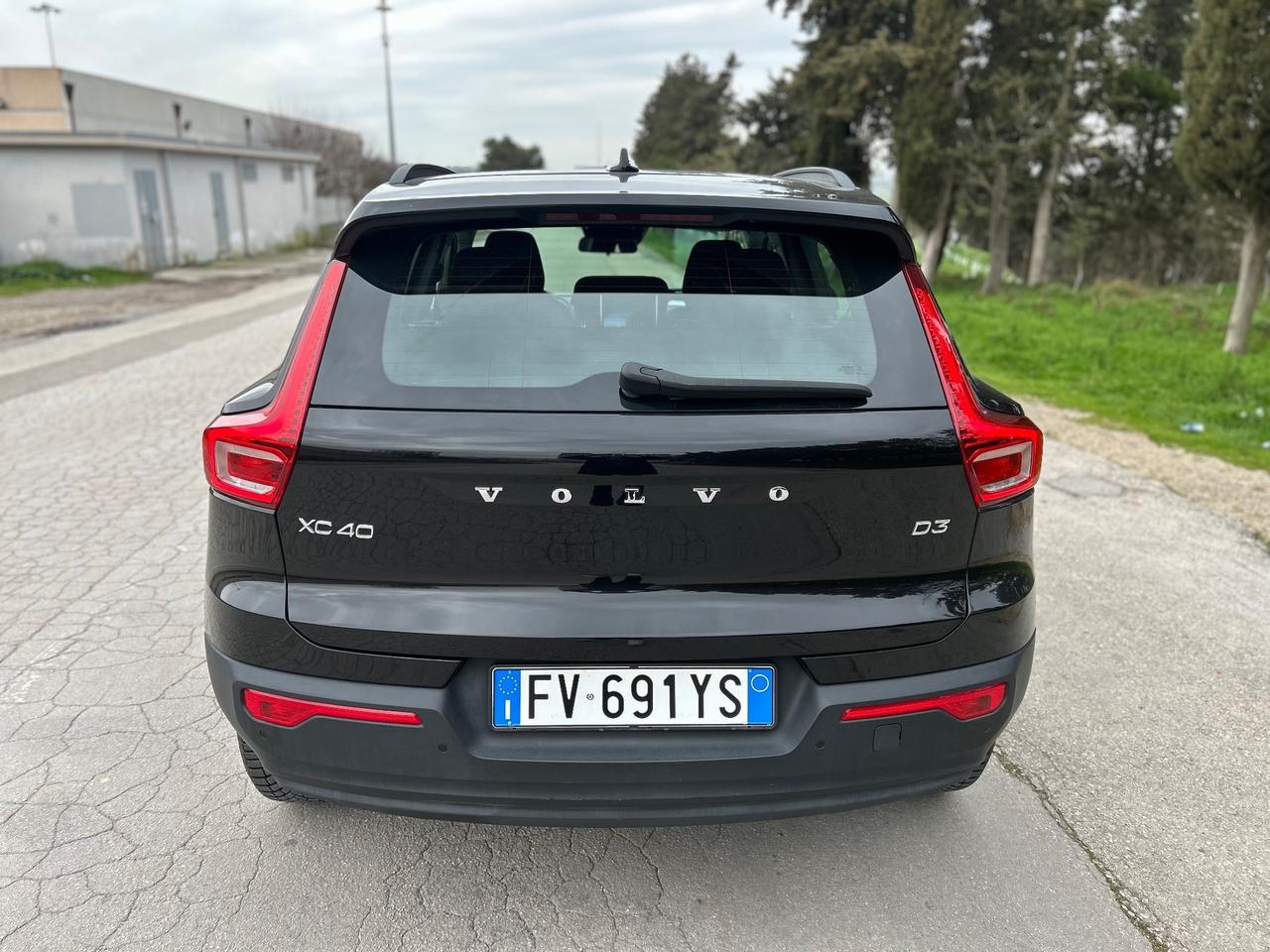 Volvo XC40 D3 AWD Geartronic Inscription PARI AL NUOVO CERTIFICATA