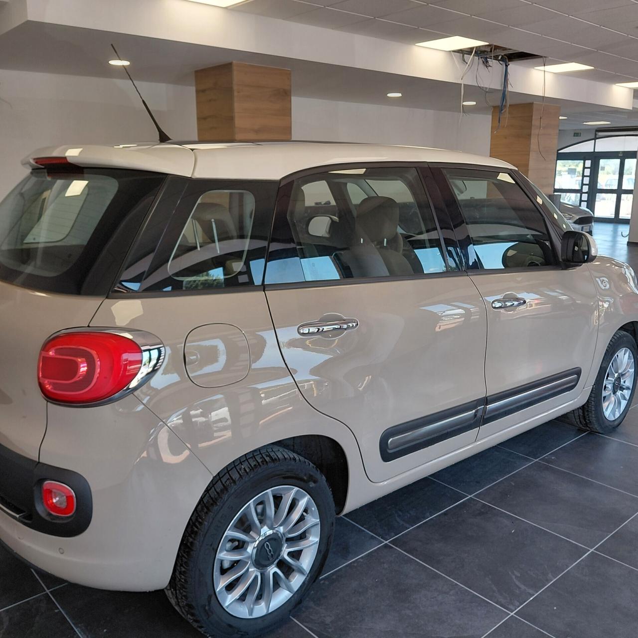 FIAT 500L ANNO 2014 DS 1.3 ADATTA NEOPATENTATI KM 190 MILA